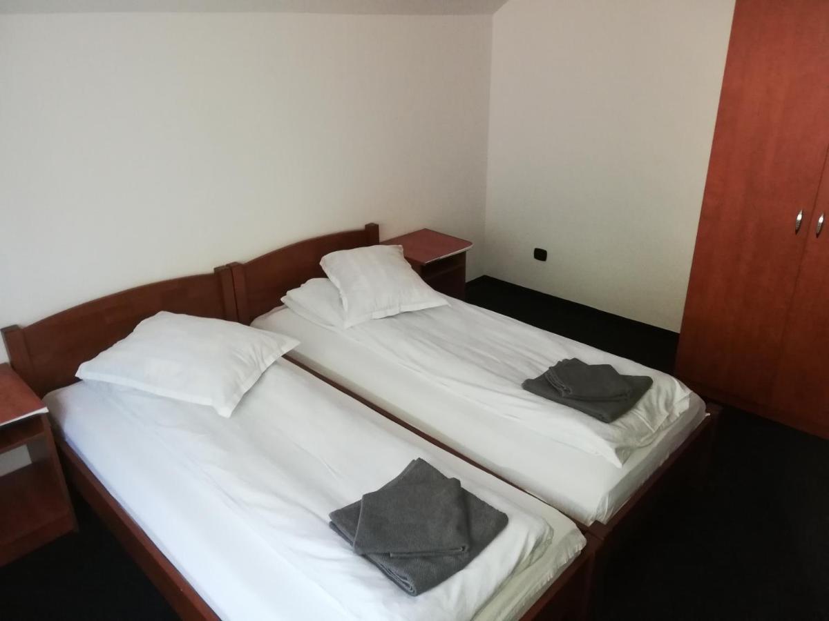 Cabana Cascada Cailor Borşa Quarto foto
