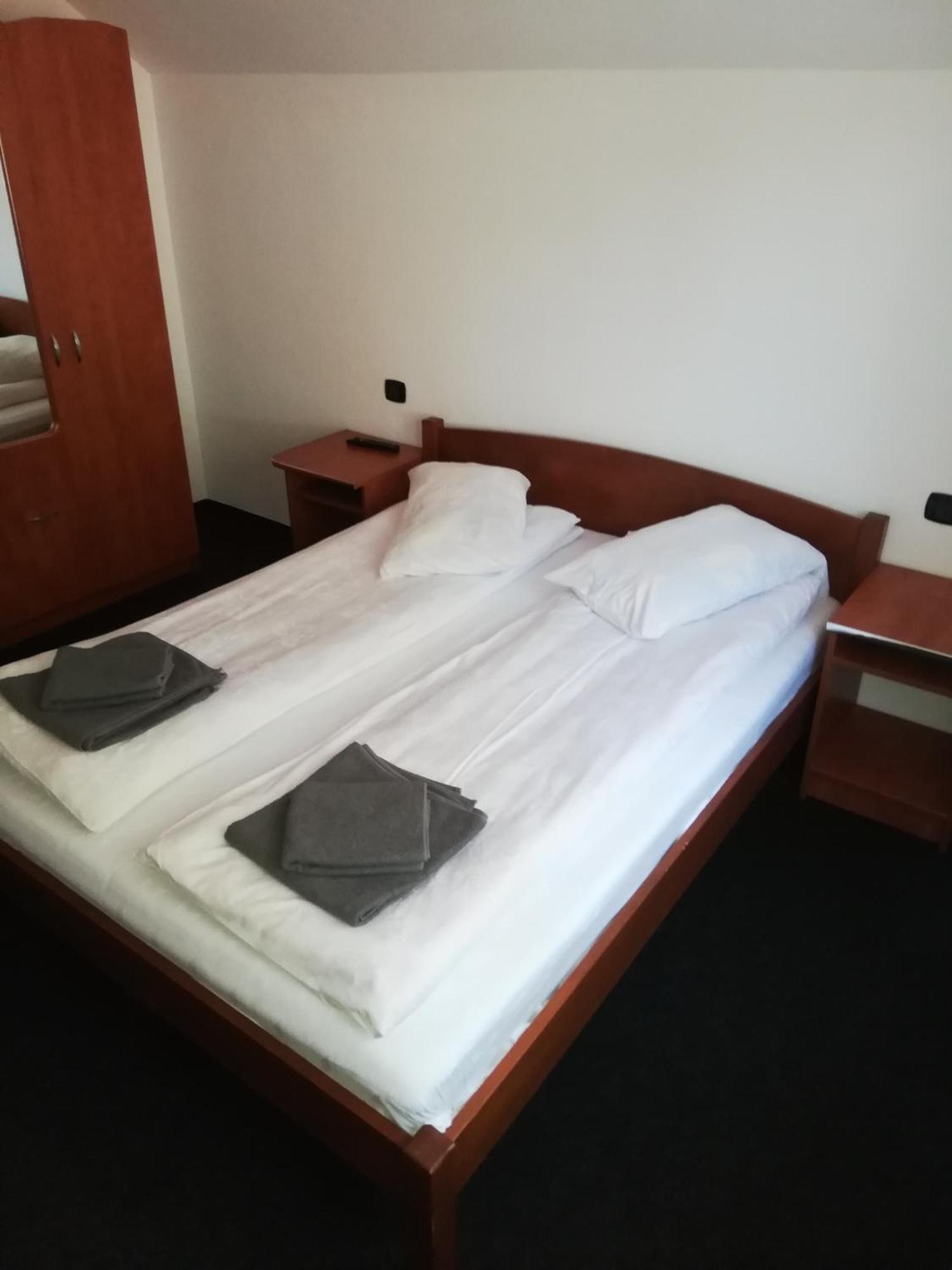 Cabana Cascada Cailor Borşa Quarto foto