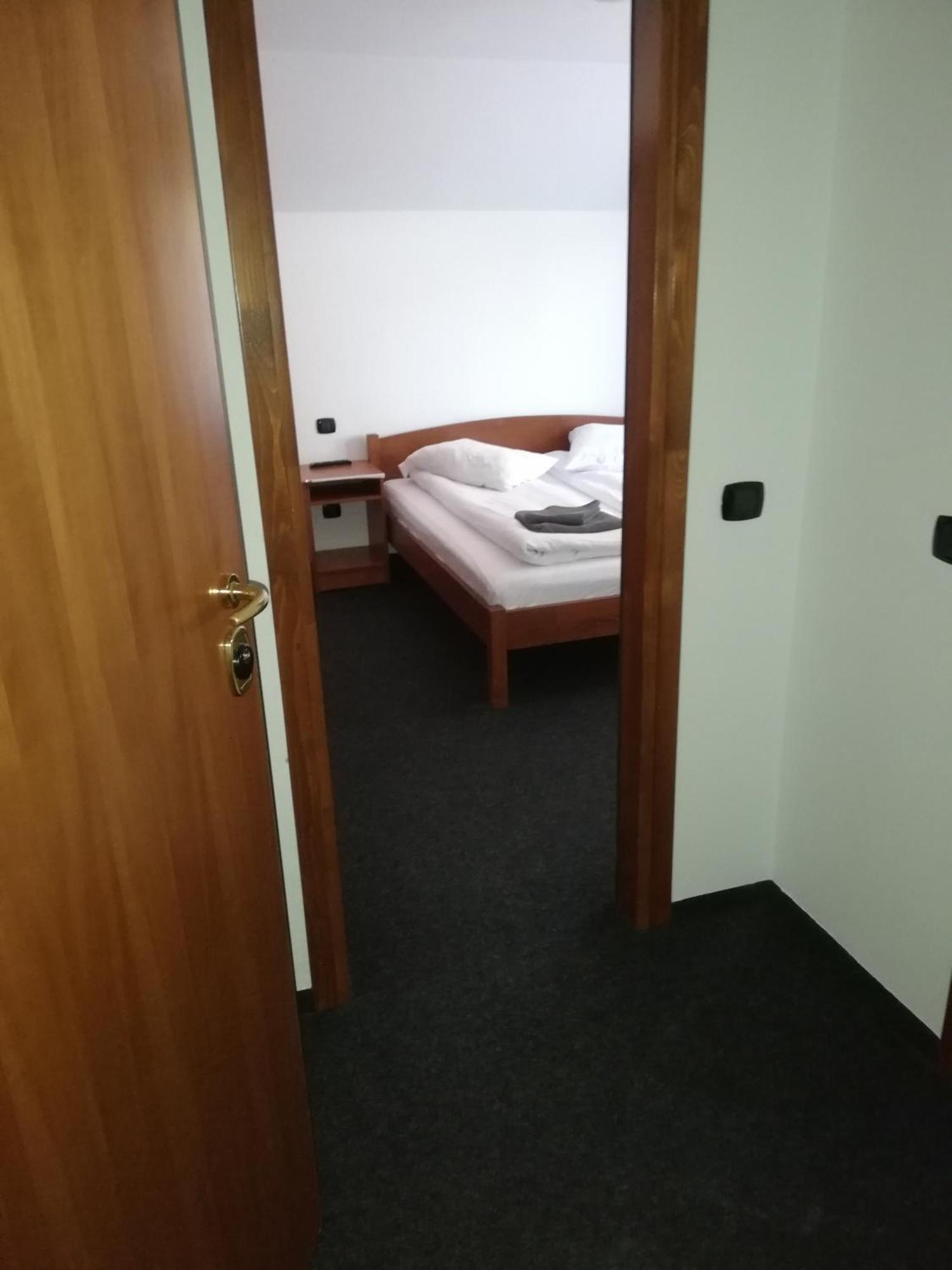 Cabana Cascada Cailor Borşa Quarto foto